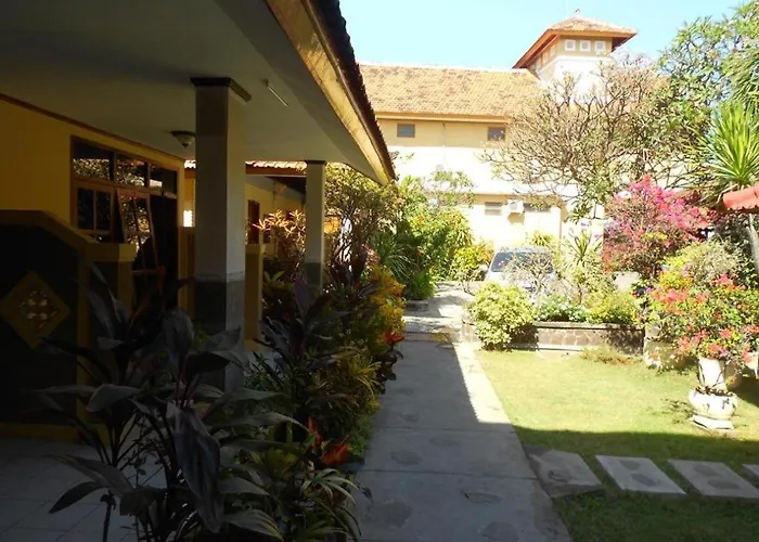 Grand Wijaya 2* Singaraja (Bali)
