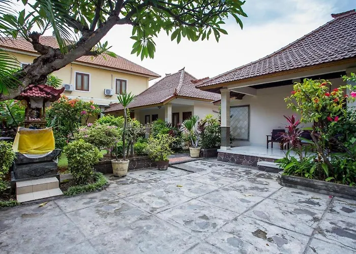 Hotel Grand Wijaya 2*