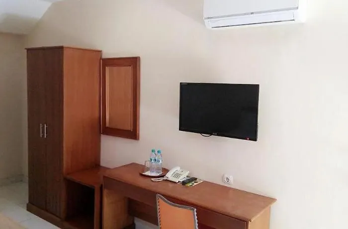 Hotel Grand Wijaya